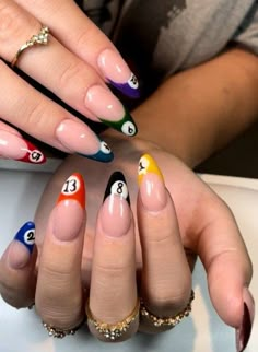 Hot Almond Nails, Card Themed Nails, Maxamilist Nails, Nails Cool Design, Retro Nail Art Vintage, Cool Nails Acrylic, Domino Nails, Tv Girl Nails, Street Style Nails