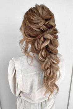 Wedding Half Up Braid, Hair Extensions Wedding Hairstyles, Cascading Updo Brides, Bride French Braid, Big Braid Wedding Hair, Bubble Braid Bridal Hair, Textured Braid Wedding, Wedding Hair French Braid, French Braid Bridal Hair