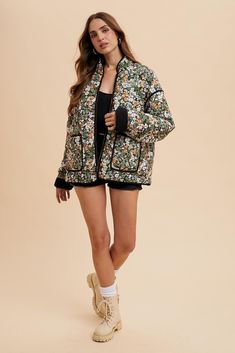 Oversized fit  Zipper  Pockets Oversized Cotton Outerwear With Floral Print, Oversized Floral Print Spring Outerwear, Oversized Floral Print Outerwear For Spring, Spring Floral Print Oversized Outerwear, Casual Winter Outerwear With Floral Patchwork, Casual Floral Patchwork Outerwear For Winter, Bohemian Floral Print Outerwear For Fall, Vintage Floral Patchwork Outerwear For Fall, Quilted Bohemian Long Sleeve Outerwear