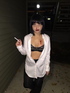 Fantasia Mia Wallace, Black Bob Halloween Costumes, Mia Wallace Outfit, Mia Wallace Makeup, Disfraz Mia Wallace, Mia Wallace Halloween Costume, Mia Wallace Costume, Pulp Fiction Costume, Make Carnaval