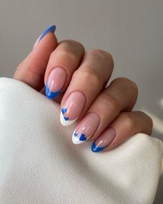 Blue Spring Nails 2024: A Fresh Palette of Style and Sophistication Hoco Nails, Unghie Sfumate, Simple Gel Nails, Summery Nails, Nail Idea, Cute Gel Nails, White Nail, Short Acrylic Nails Designs, Pink Spring