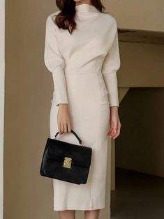 Formal Midi Dress Classy Long Sleeve, Classy Office Wear Women, Formal Work Dresses Office Style, Office Dresses For Women Classy Chic, Midi Dress Formal Classy, Midi Dress Outfit Classy, Classy Midi Dress, Dolman Sleeve Dress, Elegant Outfit Classy