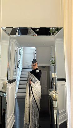 Black And White Saree, Indian Wedding Saree, South Indian Wedding Saree, Draping Styles, Sarees For Girls, Saree Wearing, Saree Wearing Styles, Simple Saree Designs