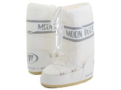 80s Girl, Moon Boot, One Small Step, Easy Trendy Outfits, Moon Boots, Designer Boots, Ski Wear, Walk On, Winter Boots