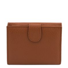 Discover the epitome of elegance and practicality with our exquisite handmade leather wallet, expertly balancing form and function. This luxurious and stylish women's leather trifold wallet with a coin pocket is handcrafted in Italy, using premium pebbled leather and a robust polyester lining. The calliope brand price is reflective of its superior quality, making it an ideal accessory for any event. Boasting a contemporary design, this wallet offers ample space for your essentials. It features o Wallet With Coin Pocket, Leather Trifold Wallet, Womens Wallet, Leather Product, Wallet For Women, Drawstring Bucket Bag, Quilted Handbags, Handmade Leather Wallet, Best Wallet