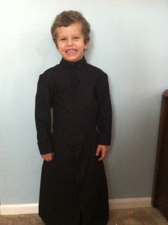 you can order sizes xs-Large. X-small fits 3-4 yo, small fits 5-6 yo, medium 7-8 yo and large a 9-10 yo. Please measure your child from his shoulder(where his neck touches his shoulder) to under his ankle bone for choosing the length. It looks like Father's cassock with a split collar and a cincture . It can be made of red fabric as well. -note- this is closed with snap tape and has no buttons showing. Add a stole and surplice(sold in my shop) for any Saint Priest costume. Measurement chart- Inc Priest Costume, Snap Tape, Boys Costumes, Red Or Black, Boy Costumes, Ankle Bones, Red Fabric, High Neck Dress, Parfait