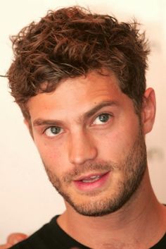 Christian Grey Jamie Dornan, Jaime Dornan, Mens Haircuts, Mens Hair, Corte De Cabelo Masculino, Mens Haircuts Short, 50 Shades Of Grey, Christian Grey, Curly Hair Men