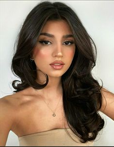 Rambut Brunette, Brown Hair Inspo, Hairstyles For Layered Hair, Blowout Hair, Haircuts Straight Hair, Hair Inspo Color, Wedding Hair And Makeup, Prom Makeup, Aesthetic Hair