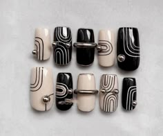 Black Theme Nails, Theme Nails, Geometric Nails, Manicure Art, Black Acrylic Nails, Black Theme, Geometric Nail, Japanese Nails, Fire Nails