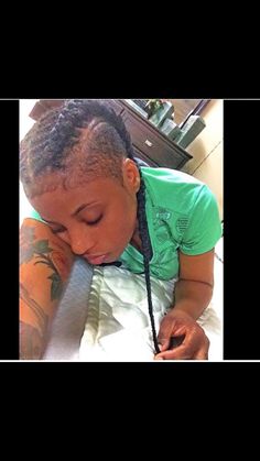 Iverson braids with shaved sides Tapered Braids, Iverson Braids, Mohawk Braids, Side Shave, Braided Mohawk, Protective Style Braids, Shaved Designs, Shaved Side