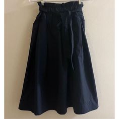 New Skirt Women’s Size 4 Navy Blue, Midi 35% Cotton 65% Polyester Navy Pleated Skirt Bottoms For Spring, Spring Navy Pleated Bottoms, Navy Pleated Bottoms For Spring, Navy Pleated Skirt For Spring, Navy Long Skirt For Spring, Casual Navy Skirt For Spring, H&m Relaxed Midi Skirt, H&m Long Relaxed Skirt, H&m Relaxed Fit Midi Skirt