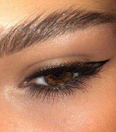 Matte Make Up, Makeup Goals, Makeup Eyeliner, Pretty Makeup, Creative Makeup