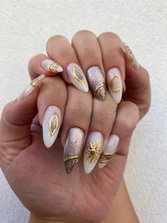 Gold Sun Nail Design, Greek Mythology Nail Art, Buddha Nails, Gold Sun Nails, Arabian Nails, Moroccan Nails, Euro Nails, Egyptian Nail Art, Egypt Nails