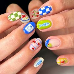 Vibrant Color Nails, Lisa Says Gah Nails, Nail Art Inspo Aesthetic, April Themes, Aesthetic Nail Art, April Nails, Funky Nail Art, Retro Nails, Hippie Nails