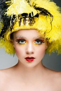 Avant-Garde Dolls 4 Black Clown, Fairy Makeup, Vogue Uk, Beauty Magazine, Love Hat, Yellow Submarine, Makati, Cara Delevingne, Yellow And Black