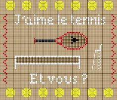 a cross stitch pattern with tennis rackets and balls on the table, which is written in french