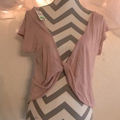 New With Tags Tilly’s Tie Twist Front Crop Top Shirt Super Fun And Flirty Soft, Lightweight Material Open Crop Top, Pink Cropped Top, Twist Front Crop Top, Crop Top Shirt, Front Crop Top, Crop Top Shirts, Soft Summer, Twist Front, Cropped Top