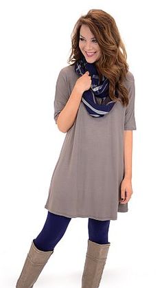 ShopBlueDoor.com: This tunic is everything we've always wanted and MORE! $34 Dresses And Leggings Outfit, Tunic And Leggings Outfit, Tunic Sweater Outfits, Tunic Outfit, Ladies Outfits, Stylish Tunic, Tunics With Leggings, Leggings Outfit, Wonderful Life