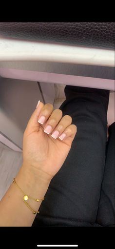 French Biab Nails, Biab Nails Short, French Tip Biab, French Tip Short, Short Classy Nails, Biab Nails, Feet Nail Design, Acrylic Nails Nude