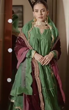 Green And Purple Combination, Mehndi Lehnga, Sufi Night, Komal Pandey, Purple Combination, Custom Bridal Dress, Velvet Suit Design, Asian Wedding Dress Pakistani, Velvet Saree