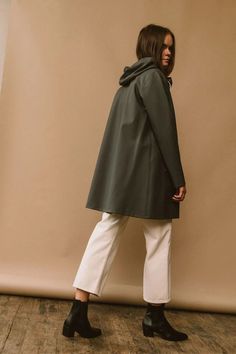 Stutterheim Mosebacke green raincoat is the A-line version of Stutterheim's iconic raincoat. It is handmade in rubberized cotton Designed in Sewden, handmade in Poland. PIPE AND ROW boutique Seattle, shop local small
www.pipeandrow.com #pipeandrow #shopsmall #createtheculture  #localgirlgang #capsuleclosetscandinavian style, scandinavian fashion, modern style, swedish fashion, swedish style #Scandinavianstyle #swedish #minmalstyle
waterproof, weatherproof #rainjackets #raincoat #stutterheim Stutterheim Mosebacke, Denmark Fashion, Black Raincoat, Long Rain Coat, Raincoats For Women