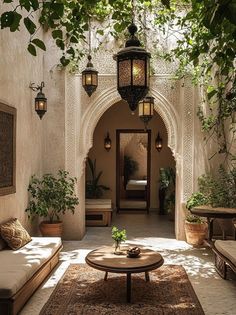 Moroccan Style Architecture, Marrakesh Aesthetic Interior, Moroccan Style Home Interior Design, Spanish Moroccan Home, Middle Eastern Style Home, Moroccan Restaurant Interior Design, Hacienda Style Courtyard, Middle Eastern Home Aesthetic, Small Home Temple Ideas