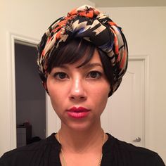 Swirl Hair: Clip In Bangs Tutorial by Amal http://www.swirlnationblog.com/obsessed-1/2015/12/30/clip-in-bangs-tutorial-1 #Hair #MixedHair #SwirlNationBlog Turban With Bangs, Headband With Short Hair, Clip In Weave, Clip In Bangs, How To Wear Headbands, Bangs Tutorial, Hair Turban, Mixed Hair, Twist Out