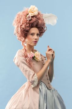 Rococo Costume, Marie Antoinette Wig, Marie Antoinette Dress, Marie Antoinette Aesthetic, Thrift Flip Ideas, Marie Antoinette Costume, Marie Antoinette Dresses, Flip Ideas, Antoinette Dress