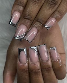 Almond French Tip Nails Classy, Nurses Nails Acrylic, Birthday Nails Libra Short, Asymmetrical French Tip, Short French Tip Acrylic Nails Design, Nails Inspiration Birthday, Asymmetrical Nails, Metallic French Tip Nails, Silver Nails Short