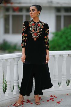 Meena – Sania Maskatiya International Black Palazzo Set For Evening Eid Festival, Black Palazzo Set For Evening Eid, Black Evening Palazzo Set For Eid, Festive Black Floral Embroidered Palazzo Set, Festive Black Palazzo Set With Floral Embroidery, Black Palazzo Set With Floral Embroidery For Eid, Black Party Wear Palazzo Set For Festive Occasions, Black Palazzo Set For Festive Party Wear, Black Palazzo Set For Party