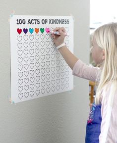 100 Acts of Kindness Free Printable Countdown Poster #100actsofkindness 100 Acts Of Kindness, Countdown Poster, Uppfostra Barn, Education Positive, Acts Of Kindness, Future Classroom, School Counseling, Health Check, Random Acts Of Kindness