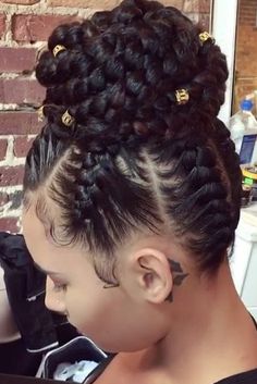 Prom Hairstyles For Black Hair, Braided Prom Hairstyles, Black Prom Hairstyles, Marlene Hose, Hairstyles For Black Hair, Outfit 2020, Braided Bun Hairstyles, Easy Hairstyles For Medium Hair