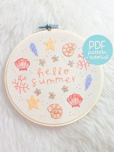 a cross stitch pattern with the words hello summer on it