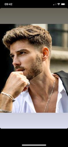 Comb Over Mid Fade, Quiff Hairstyles Men Undercut, Mens Heart Shaped Face Haircut, Mid Fade Undercut Men, Slope Haircut Men, Scissor Haircut Men, Attractive Hairstyles Men, Wedding Haircut For Men, Classic Quiff Hairstyles Men