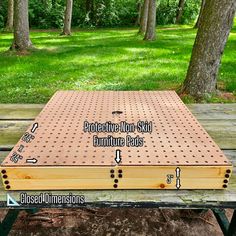 a picnic table made out of wood with instructions on how to build the top and bottom