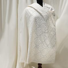 High-quality embroidered Kashmiri pashmina kashmiri wool shawl. The perfect cream white layered with subtle yet intricate similar coloured embroidery. Ready to be paired with coloured outfits this winter season. This piece is fully embroidered by machine and in a full length, ideal for pairing with basic single-tone outfits. Perfect for formal occasions to add a pop of minimalism to your outfits. The perfect full-length shawl to pair with both eastern and western outfits. ideal for both indoor a Pashmina Wrap, Eid Dresses, Large Scarf, Wool Shawl, White Embroidery, Western Outfits, Shawls And Wraps, Cream White, Formal Occasion