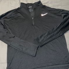 Black Thin Small Nike Quarter Zip Never Worn No Issues Smoke Free Home Nike Hoodies For Women, Nike Cropped Hoodie, Nike Quarter Zip, Clothing Finds, Tech Fleece Hoodie, Athletic Clothes, Cowl Neck Hoodie, Tops Black, Team Apparel