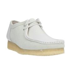 Rubber Sole Casual White Suede Boots, Men's Clarks, Clarks Shoes, Chukka Boots, Rubber Sole, Men's Shoes, Color White, Man Shop, Boots