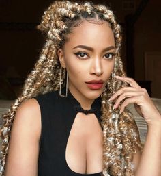 Blonde Butterfly Locs, 12 Inch Butterfly Locs, Long Butterfly Locs, Locs Protective Styles, Locs Soft, Freetress Water Wave, Butterfly Locs Crochet Hair, Butterfly Locs Crochet, Deep Wave Brazilian Hair