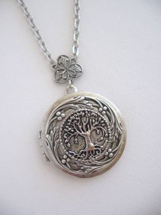 Tree LOCKET Family Tree Silver Locket Necklace by CharmedValley Time Turner, Silver Locket Necklace, Necklace Tree, Tree Of Life Jewelry, Antique Locket, Silver Locket, Pagan Jewelry, Irish Jewelry