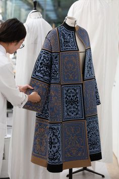 Modest Fashion Outfits, Abayas Fashion, Fashion Sewing, A Dress, Stylish Dresses, Couture Fashion