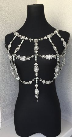 Crystal necklace shoulder~Shoulder jewelry~Bridal body chain~Wedding Shoulder~Body necklace Glamorous Silver Beaded Body Jewelry, Silver Rhinestone Body Jewelry For Festivals, Festival Silver Body Jewelry With Rhinestones, Silver Bling Body Jewelry For Festivals, Silver Beaded Bridal Accessories For Party, Bohemian Silver Crystal Body Jewelry, Silver Bohemian Body Jewelry With Rhinestones, Bohemian Silver Body Jewelry With Rhinestones, Embellished Silver Jewelry For Festivals