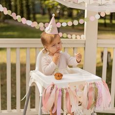 Looking for Baby 1st Birthday decorations?! This eye-catching and stylish One Silly Goose Party Hat is perfect idea for fun and amazing photos! Designed to matching One Silly Goose, Vintage Goose Birthday party.--COLOR--• Dusty Pink, White, Sage Green, Blush, Pink, Soft Yellow♡ Available also in 3 color themes ⇒ please check in Drop Down Menu-- DETAILS--• One Silly Goose 1st Birthday decorations made of high quality design paper• One Party hat designed with a goose, sage green leaf and number "1 Watermelon Whale, Goose Birthday, Cat Construction, Race Car Themes, Colorful Birthday Party, Toddler Parties, Elephant Theme