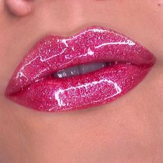 Do you like a lip-gloss that shines and has a nice color? Then you have to get this perfect Lipgloss! Shines Shine Shine. This is a very nice lip-gloss that gives you a POP of color. Comes in pretty colors you'll love. Its a great lip-gloss in a high quality sophisticated rhinestone case that's beautiful! Cruelty Free product is free from Parabens, Talc, Fragrance, D6, D5, Gluten and Alcohol. Pink Gloss, Lip Art Makeup, Vegan Ingredients, Kissable Lips, Daily Yoga, Hot Lips, Makeup Pictures, Lip Art, Beautiful Lips