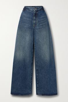 Khaite’s ‘Jacob’ jeans have voluminous wide-legs reminiscent of styles popular in the late '90s and early aughts. Though they have a high-rise waist, they're meant to be worn low on the hips. Must Have Jeans For Women, Very Wide Leg Jeans, Jeans Design Ideas, Jeans Pants Women, Jeans Png, Jean Oversize, Fashion Png, High Waisted Wide Leg Jeans, Wide Leg Pants Jeans