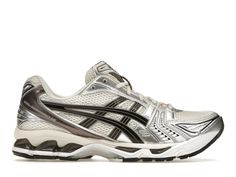 Asics Gel Kayano, Gel Kayano, Asics Sneakers, Asics Gel, Black Metallic, Shoes Fashion, Sneaker Head, Plum, Dates