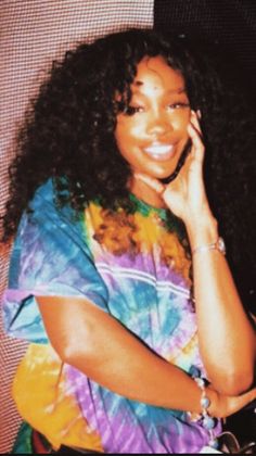 H.e.r Singer, Aesthetic People, Creative Hairstyles, Black Girls Hairstyles, 2000s Fashion, Pretty Hairstyles, Pretty Woman