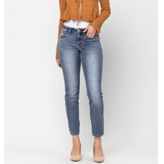 Plus Size Mid Rise Classic Slim Fit Jeans 93% Cotton / 6% Polyester / 1% Spandex Rise: 9 3/4" Inseam: 30" Style 82180 Blue High Waisted Jeans, Judy Blue Jeans, Black Denim Jeans, Straight Fit Jeans, Denim Branding, Jeans Color, Slim Fit Jeans, High Jeans, Distressed Jeans