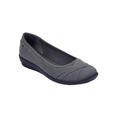 These Easy Spirit Acasia ballet flats will complement virtually anything in your casual wardrobe.Click this FOOTWEAR GUIDE to find the perfect fit and more! These Easy Spirit Acasia ballet flats will complement virtually anything in your casual wardrobe.Click this FOOTWEAR GUIDE to find the perfect fit and more! SHOE FEATURES Elastic detail on toe Lightweight and flexible design EVA molded outsole for superior comfort and tractionSHOE CONSTRUCTION Synthetic, elastic upper Fabric lining Foam mids Women's Ballet Flats, Easy Spirit Shoes, Easy Spirit, Womens Ballet Flats, Flexible Design, Shoe Size Chart, Casual Wardrobe, Ballet Flats, Gender Female