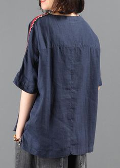 Women o neck patchwork summer tops navy Plus Size Clothing top

 Materials used:cotton linen

Measurement:Size L/BUST-124cm   
bust 124cm / 48.36"
length 62cm / 24.18"
Armhole 40cm / 15.6"
Sleeve length 35cm / 13.65"


Size XL/BUST-128cm   
bust 128cm / 49.92"
length 63cm / 24.57"
Armhole 41cm / 15.99"
Sleeve length 36cm / 14.04"


Size XXL/BUST-132cm   
bust 132cm / 51.48"
length 64cm / 24.96"
Armhole 42cm / 16.38"
Sleeve length 37cm / 14.43"



We ship worldwide.

Tracking numbers provided for Summer Linen Patchwork Tops, Navy Short Sleeve Blouse For Summer, Casual Navy Linen Top, Plus Size Kleidung, Navy Tops, Summer Tops, Plus Size Clothing, Cotton Linen, Size Clothing